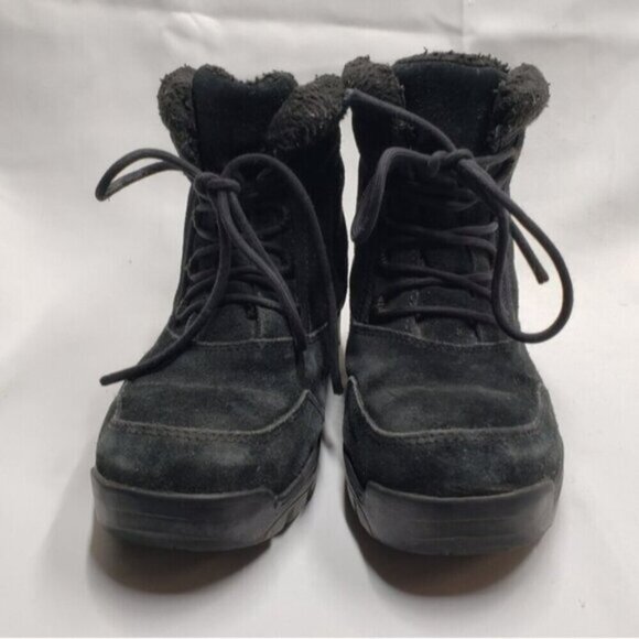 Sorel Waterfall Low Waterproof Laced Ankle Boot Black Size 7 Women's - Picture 4 of 15